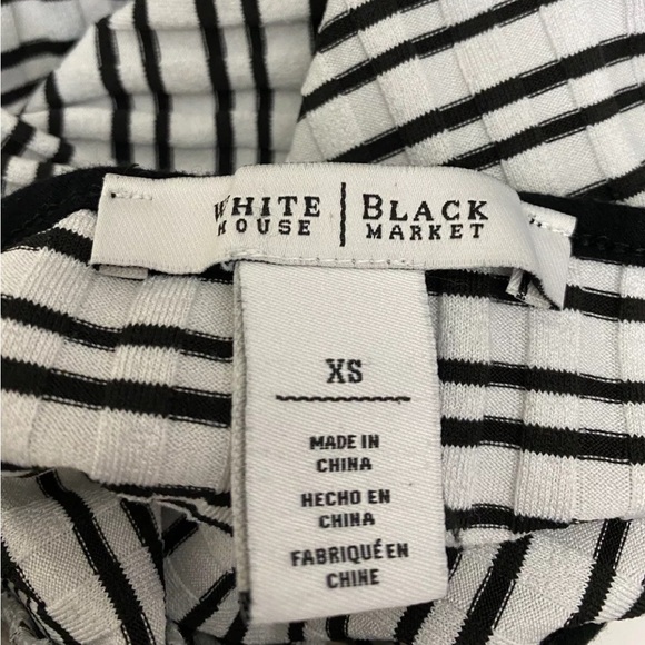 White House Black Market Blouse Size XS Black White Knit Stretch Top WHBM - Picture 4 of 6